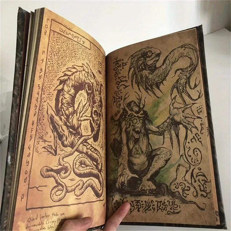 Vintage Necronomicon - Dark Ma - Art Craft New Year 评论和价格