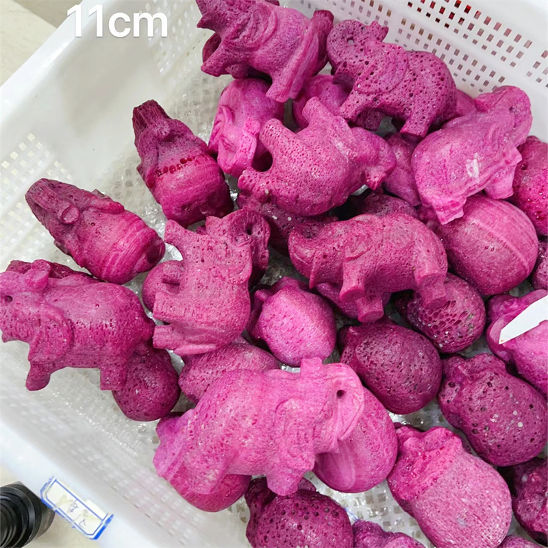 Natural Ruby Elephant Carving  - Art Craft Elephant 评论和价格